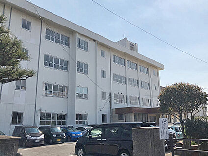 富山市立堀川中学校 約2290m