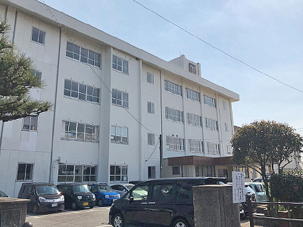 富山市立堀川中学校