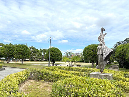 朝霧公園 約620m