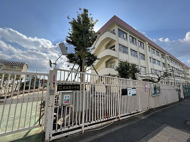 神戸市立北五葉小学校（約362m）