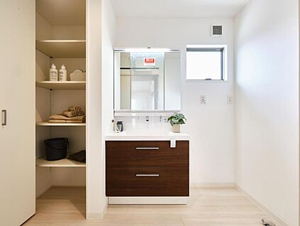 【8号地洗面所】