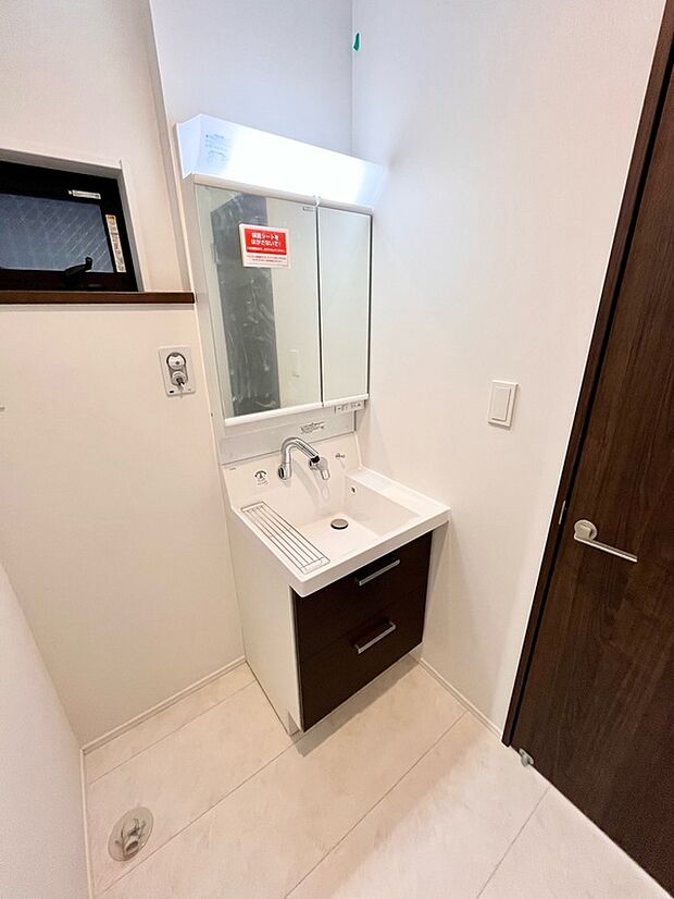 【洗面化粧台】ハンドシャワー付き