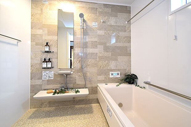 【1.25坪タイプのゆったりとした浴室】【9号地 モデルハウス】