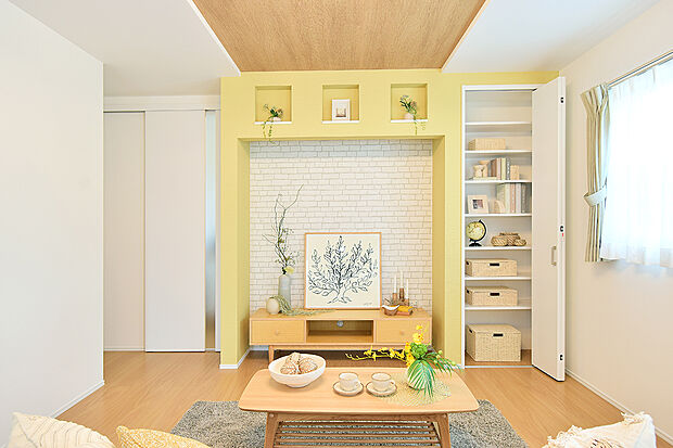 【テレビコーナー】(6号地モデルハウス)