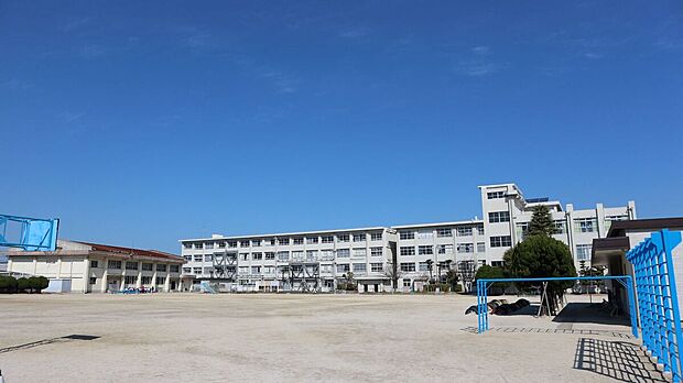 福岡市立「長住」小学校(約1,100m)