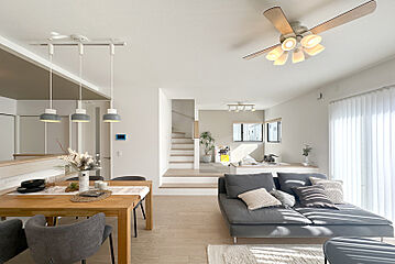 ポラスの分譲住宅 ビー・グレイス梅郷 ゆとり木の小路 外観