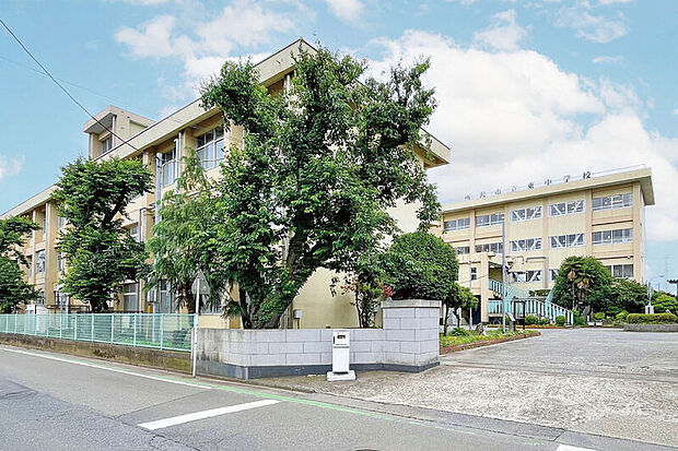 東中学校（現地より徒歩22分）
