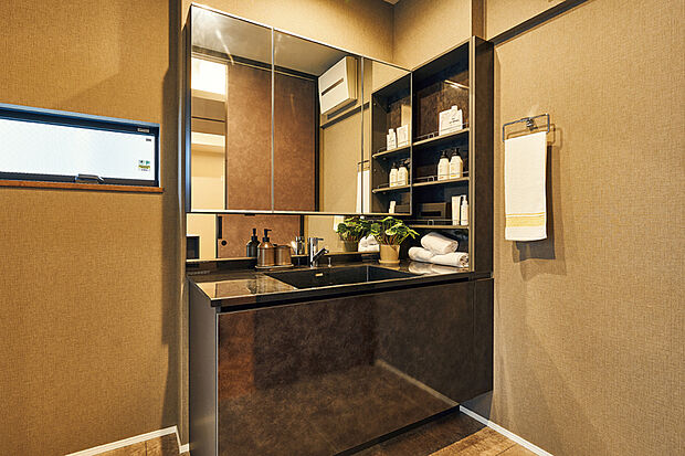 【【プレミアムドレッサー】】上質感あふれる人工大理石カウンター、省エネや快適性、お手入れのしやすさにも細やかに配慮したポラスオリジナルのドレッサーを採用しています。※写真はイメージです。