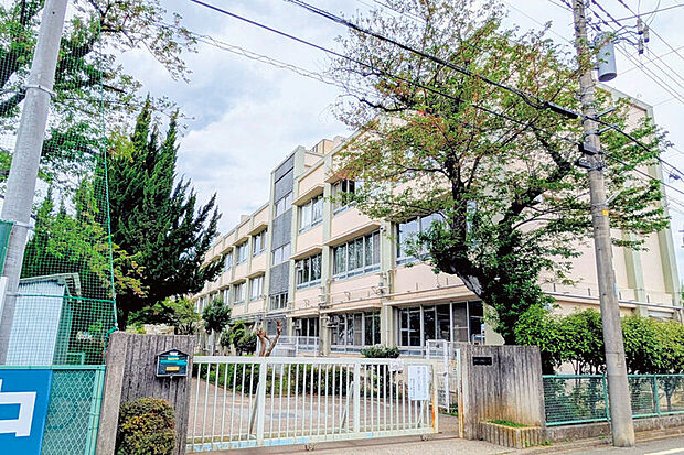 清瀬第三中学校(現地より徒歩9分)