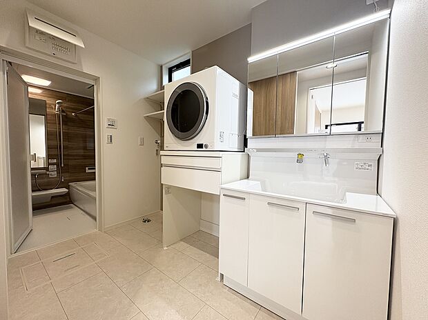 【1号棟 洗面脱衣所】