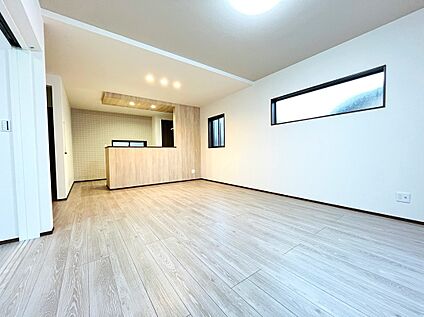 【1号棟 リビング】