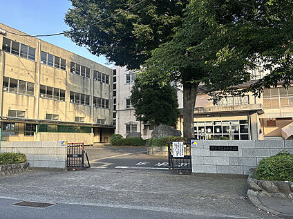 北本市立東中学校 1400m(徒歩18分)