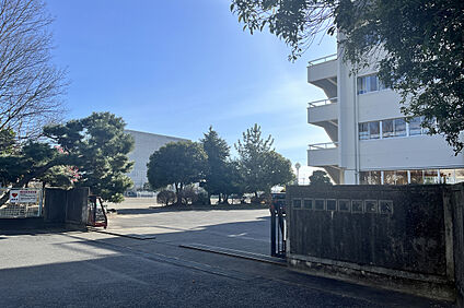太田市立東中学校 1500m(徒歩19分)