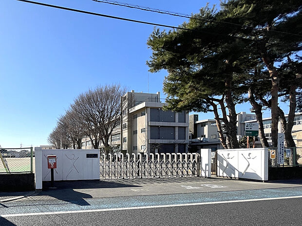 宇都宮市立宮の原小学校（約210m）