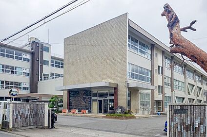 宇都宮市立星が丘中学校 徒歩1100m