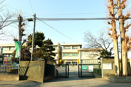 高崎市立片岡小学校 徒歩260m