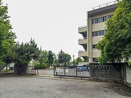 太田市立東中学校 徒歩2600m