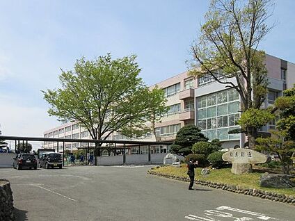 北本市立北本中学校 徒歩900m