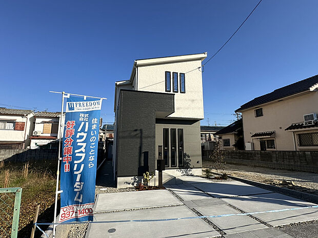 【同社施工例】同社類似外観同仕様です。