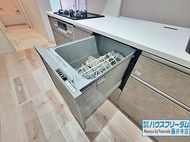 【食器洗浄機【同社施工例】】食器洗浄機があれば、家事の負担を軽減でき、毎日のお料理もはかどります！