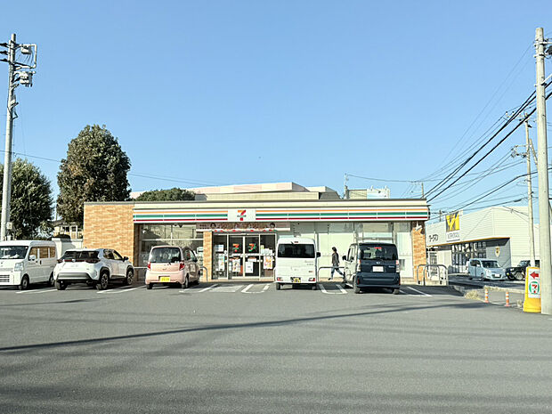 セブンイレブン千葉桜木町店（約805m）