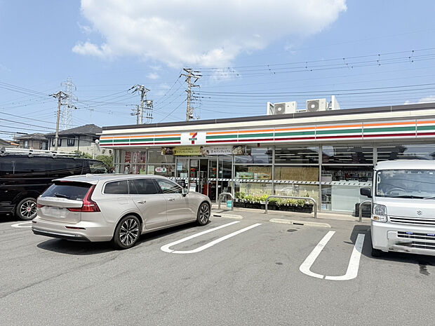 セブンイレブン 千葉都賀の台4丁目店（約228m）