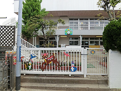 院内幼稚園 872m
