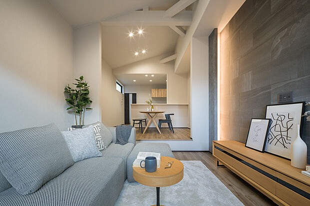 【【本分譲地に建築可能な建物プラン例】】ダイニングとリビングの間に仕切り壁と段差を設けたLDK。空間にメリハリを与え、家具のレイアウトも考えやすいです。《分譲地外:建物面積104.49m2、建物価格2174万円》