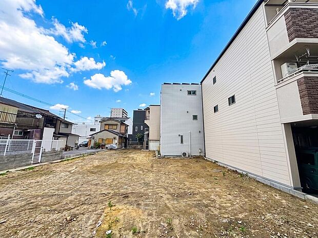 【【現地写真】】保育園、小学校、買い物・医療施設が徒歩8分圏内！教育施設や暮らしに欠かせない施設が身近に揃う住環境が魅力◎暮らしやすい街並みでの新生活をスタートできます。