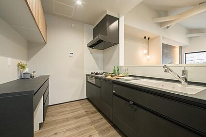 【本分譲地に建築可能な建物プラン例】