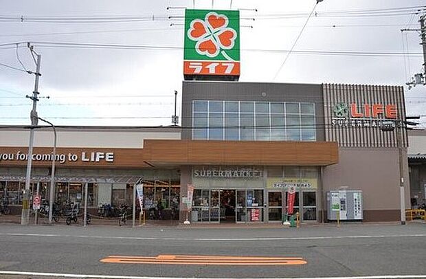 ライフ玉出東店