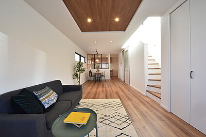 fit house「大人カワイイ家」施工事例
