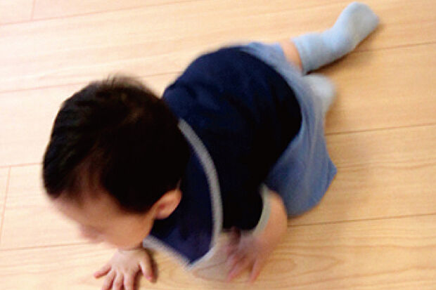 【【ガス温水床暖房】】ガス温水式なので空気を汚さず、埃も巻き上げません。足元からあたためる体に優しい床暖房です。