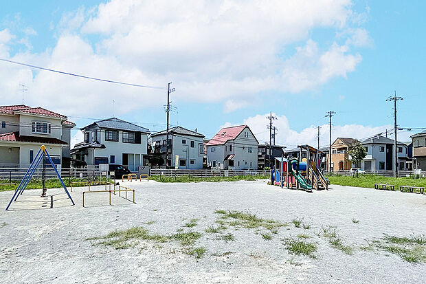 西佐津間二丁目児童遊園(現地より徒歩6分)
