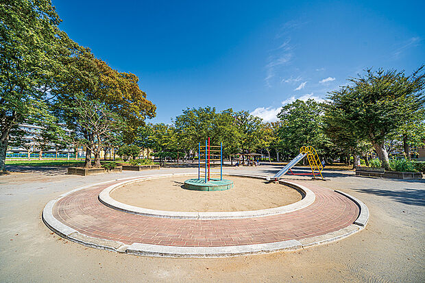 天王台西公園（現地より徒歩14分）
