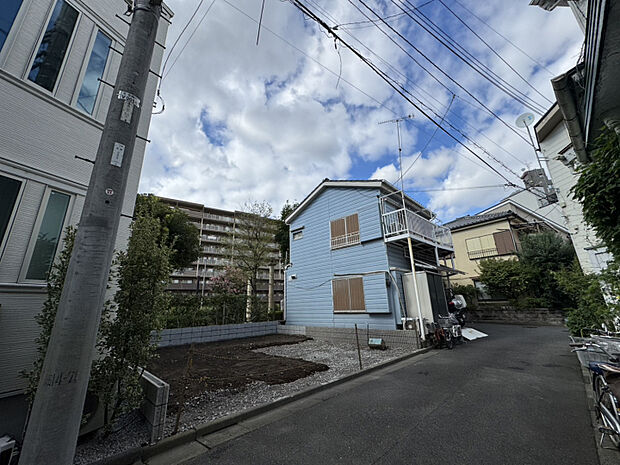 販売現地　
