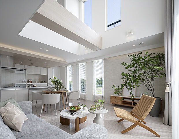 上部へ開放空間を設けた明るく広々したLDK。