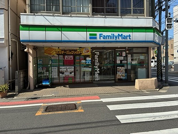 ファミリーマート富士見ヶ丘駅店（約230m）