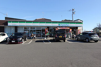 ファミリーマート東久留米南町店 560m