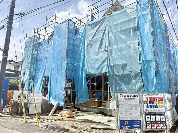 【外観】全棟敷地面積109m2越えの新たな分譲地です。また、東栄住宅では植栽等を設置しており緑豊かで癒しのある環境を演出する外観を目指しております。　