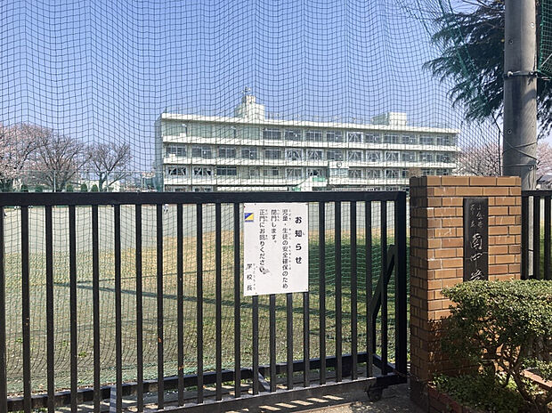 小金井市立南中学校（約955m）