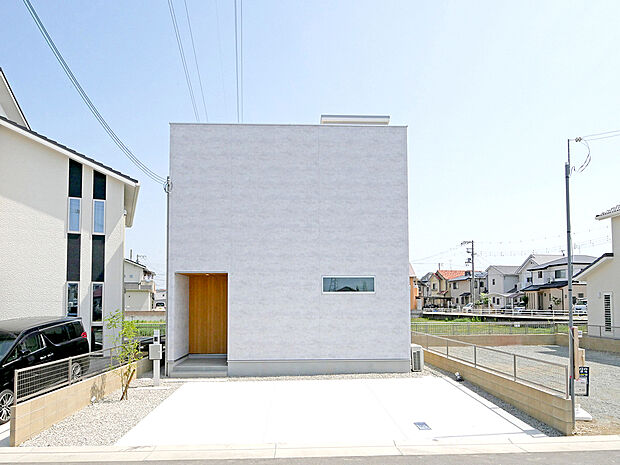 【【15米田町島】外観施工例】現地や見学可能な建売モデルへご案内いたします!はじめての見学予約でアマゾンギフトカード3000円分プレゼント!ご利用ください!TEL:0120-31-8848