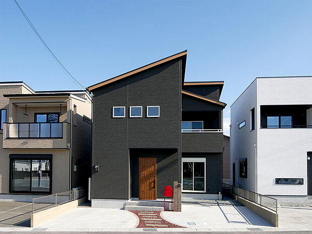 【【ブロードヴィレッジ26塩市】外観施工例】現地や見学可能な建売モデルへご案内いたします!はじめての見学予約でアマゾンギフトカード3000円分プレゼント!ご利用ください!TEL:0120-31-8848