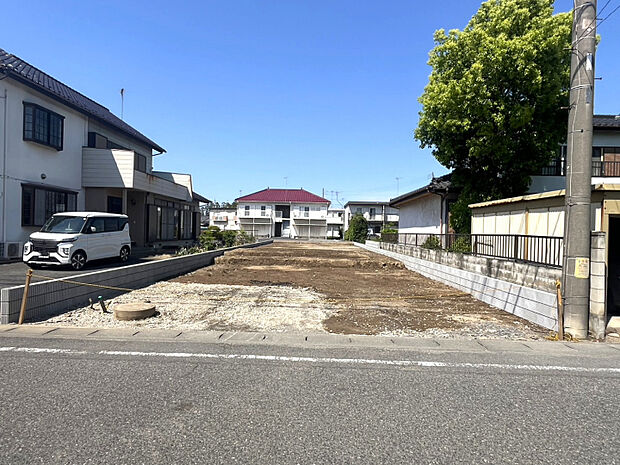 販売現地【2026/5/2撮影】　南道路×カースペース最大6台