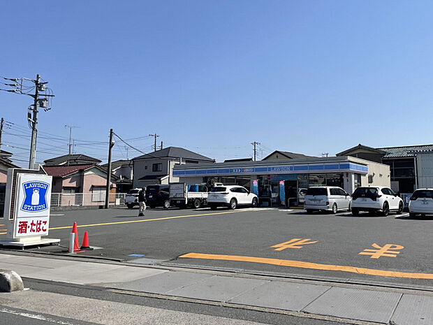 ローソン草加新善町店　