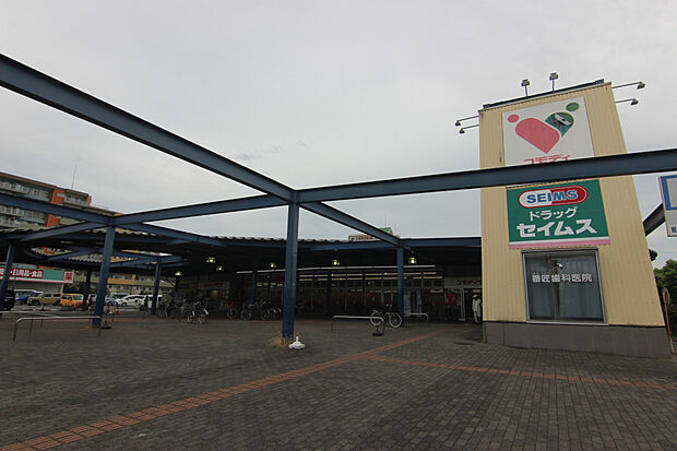 コモディイイダ（約1,500m）