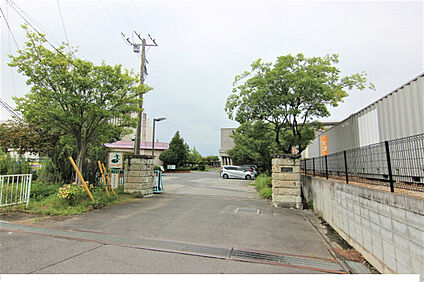武里中学校 600m