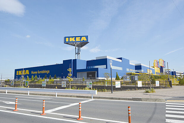 【IKEA新三郷店】(現地より徒歩66分)