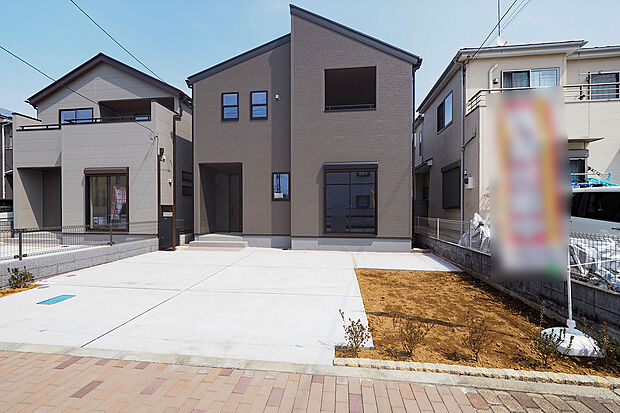 【 外観 / 2号棟 】