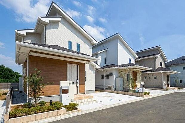 外観も、間取りも、選べる・つくれる。広さも、仕様も、自由にアップデート。